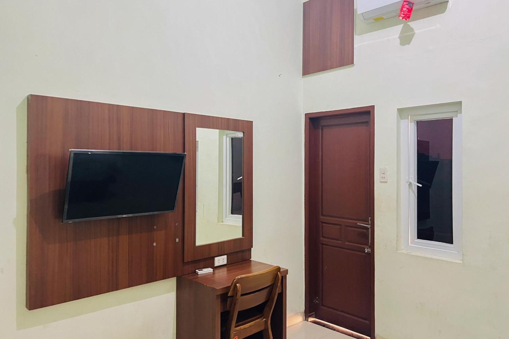 Teratai Residence Mitra Reddoorz Medan Luaran gambar